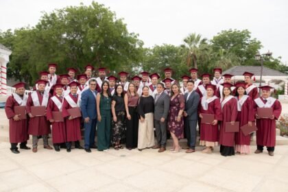 Colaboradores de La Fabril culminan su formación técnica como parte del programa de Acreditación Profesional