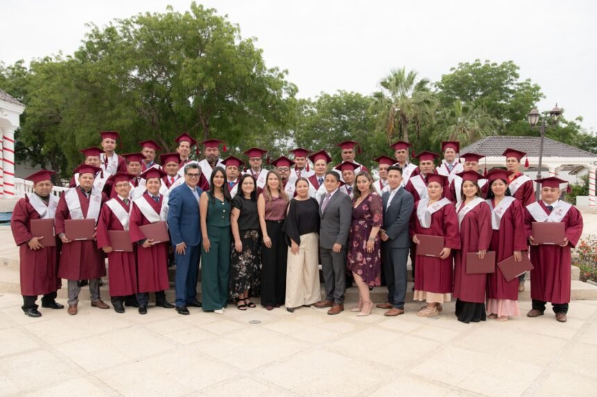 Colaboradores de La Fabril culminan su formación técnica como parte del programa de Acreditación Profesional