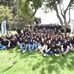 Colaboradores de Santillana durante la cuarta jornada de voluntariado realizada en el Proyecto Salesiano Ecuador, zona norte, como parte del programa Acción Guambras.