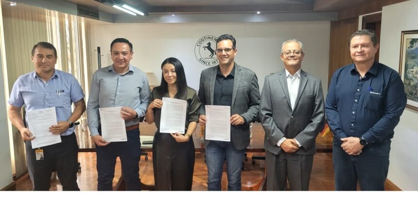 Continental Tire Andina entrega insumos industriales al Instituto Superior Tecnológico del Azuay para fortalecer la formación técnica de sus estudiantes.