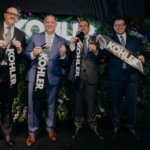 De izquierda a derecha: Juan Pablo Malo, Vicepresidente de Negocios del Grupo Industrial Graiman; Jake Lawson, Vice President of Sales & Business Units Kitchen & Bath de KOHLER para Américas; Alfredo Peña, Presidente Ejecutivo de Grupo Industrial Graiman; y Roberto Martínez, Managing Director Kitchen & Bath de KOHLER para Latinoamérica, durante la inauguración de la primera KOHLER Signature Store by Graiman en Ecuador