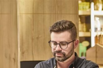 Pagar el impuesto predial a tiempo permite acceder a descuentos y contribuir al desarrollo local; la banca digital facilita el trámite en 2026.