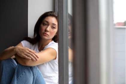 El regreso a la rutina, el estrés financiero y la disminución del contacto social pueden impactar la salud mental en enero, una etapa clave para priorizar el autocuidado y la detección temprana