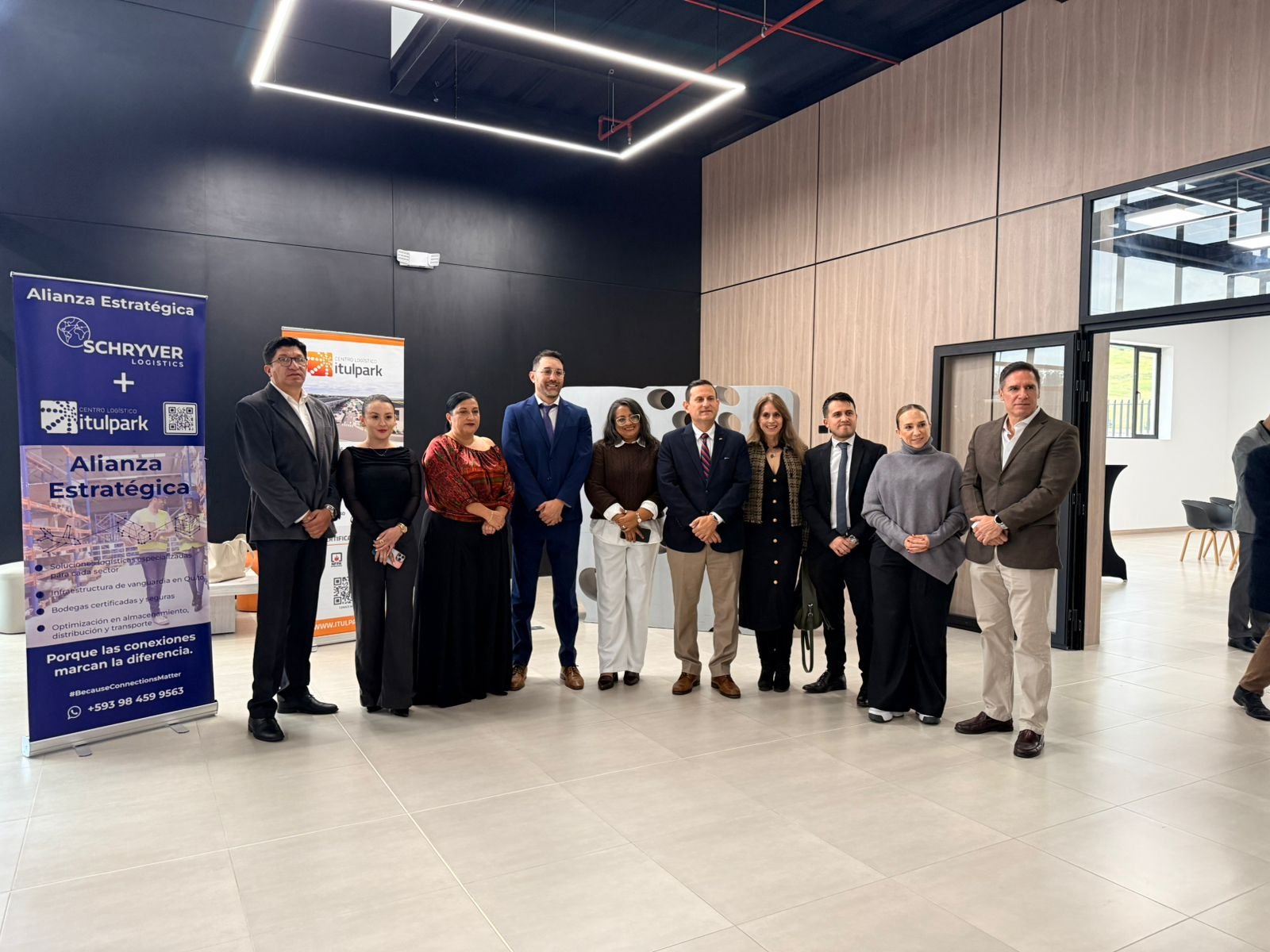 “El Centro Logístico Itulpark impulsa la modernización de la logística en Ecuador, optimizando procesos de distribución y fortaleciendo la competitividad del país en 2026.”