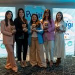 De izquierda a derecha: Nicole Espinosa, Coordinadora de Marca Didelsa; Silvia Salazar de Espinosa, Gerente General Didelsa; Erika Torres, Gerente de Categoría Infantil de Farmaenlace; Joselyn Mantilla, Jefe de Categoría Infantil de Farmaenlace; y Andrea Uquillas, Gerente de Marketing de Farmaenlace.