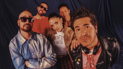 La banda ecuatoriana Verde 70 anuncia FULGORAMA TOUR 2026, la gira que acompañará el lanzamiento de su nuevo álbum Fulgor y que recorrerá escenarios de Ecuador y Europa.