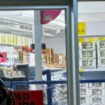 Personal policial acordona una zona de El Oro durante las investigaciones por varios hallazgos de restos humanos registrados entre el 2 y 3 de septiembre