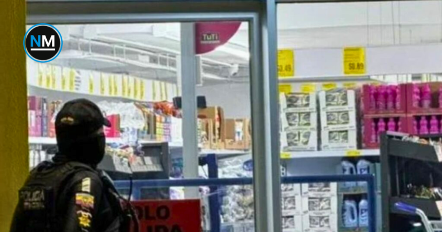 Personal policial acordona una zona de El Oro durante las investigaciones por varios hallazgos de restos humanos registrados entre el 2 y 3 de septiembre