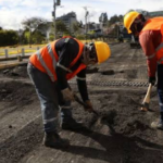 Obras viales en el sector de El Labrador, en el norte de Quito.