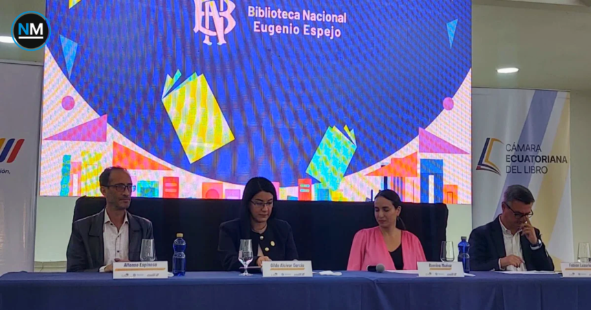 Agenda de la Feria Internacional del Libro de Quito 2026 con autores, firmas y presentaciones.