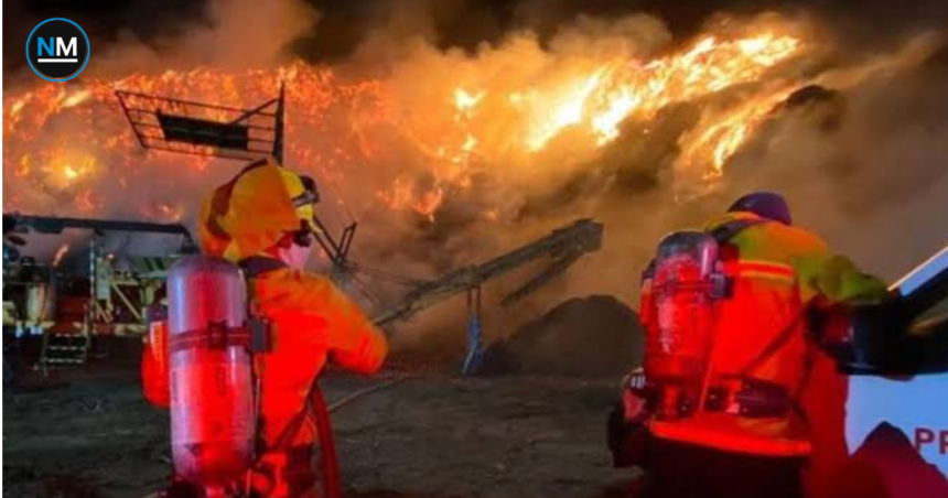 Incendio forestal activo en Ecuador durante la jornada del 22 de septiembre.