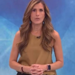 Periodista ecuatoriana Ruth del Salto, quien anunció su salida de NTN24 después de 15 años.