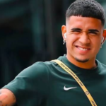 Kendry Páez, futbolista ecuatoriano cuyo pase pertenece al Chelsea, durante su etapa como jugador profesional.
