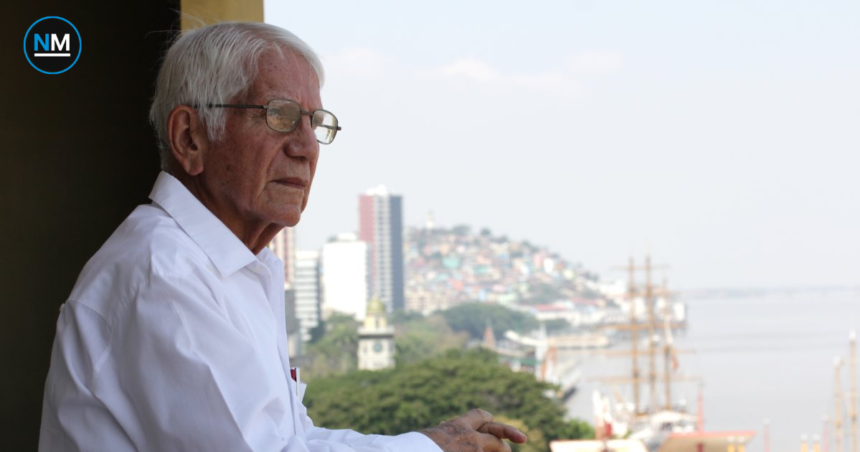 Carlos Eduardo Jaramillo Castillo, poeta ecuatoriano y Premio Eugenio Espejo 2007.
