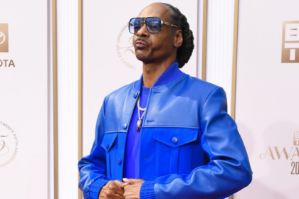 Snoop Dogg durante una aparición pública. Ajustar a la fotografía seleccionada.