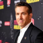 Ryan Reynolds durante una presentación pública de la película Deadpool