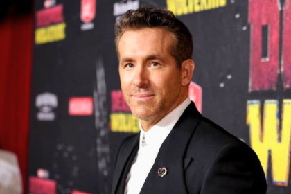 Ryan Reynolds durante una presentación pública de la película Deadpool
